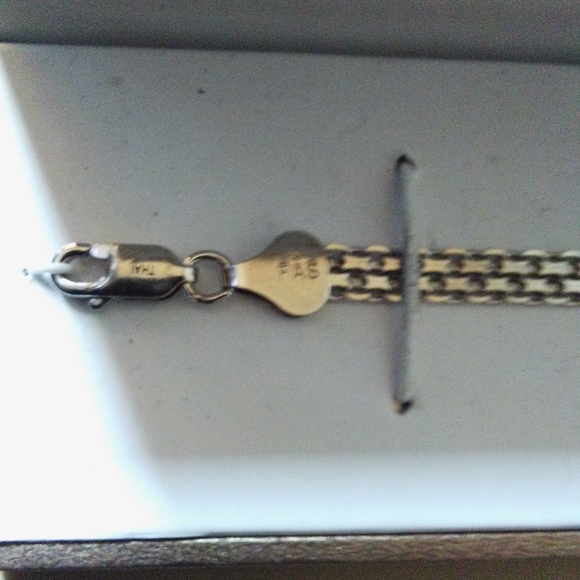 GIANI BERNINI -Jewelry Designer, HOLIDAY - STERLING SILVER:925 CZ HEART BRACELET - Picture 4 of 9